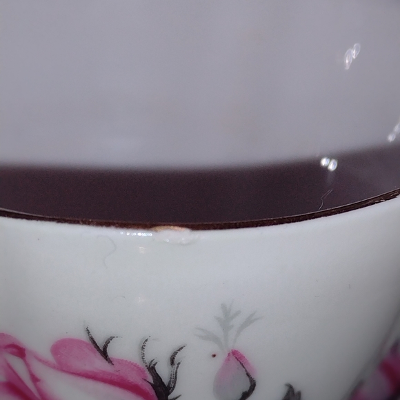 Vtg. Colclough Bone China Teacup and Saucer Pink Roses Made in England - Picture 10 of 10